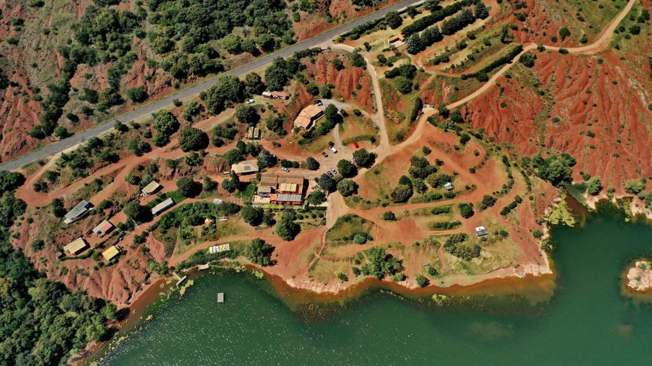Le Mas De Riri Celles  Exteriör bild